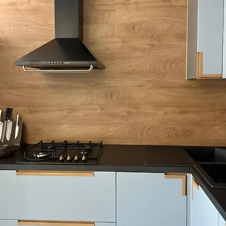 5th Floor Apartment