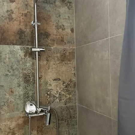 5th Floor Apartment
